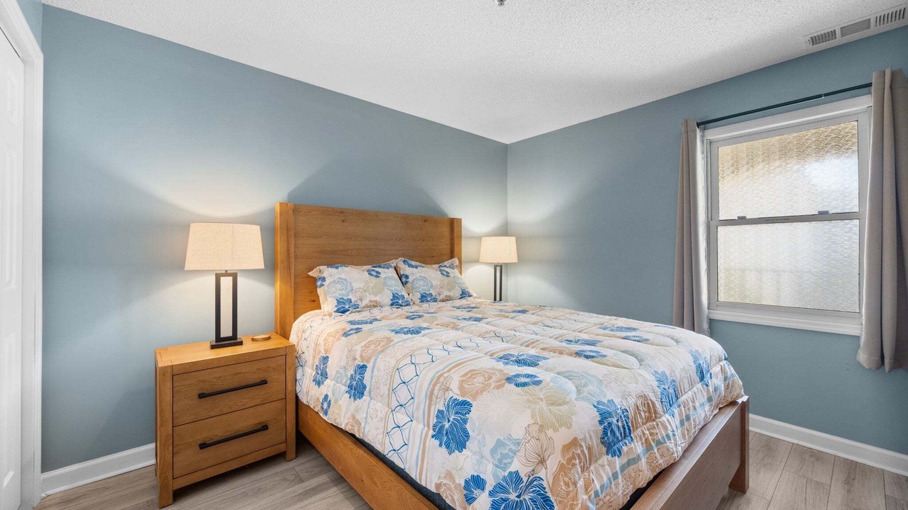 Photo of Bedroom in North Topsail Beach