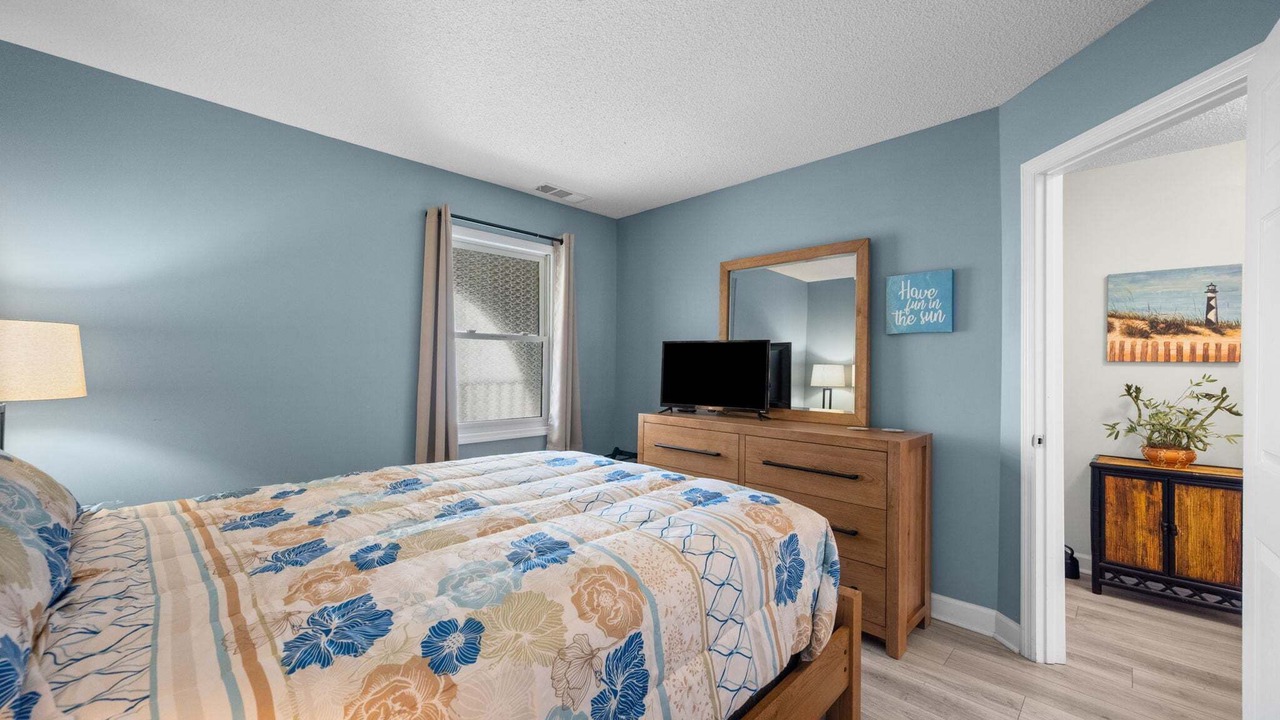 Photo of Bedroom in North Topsail Beach