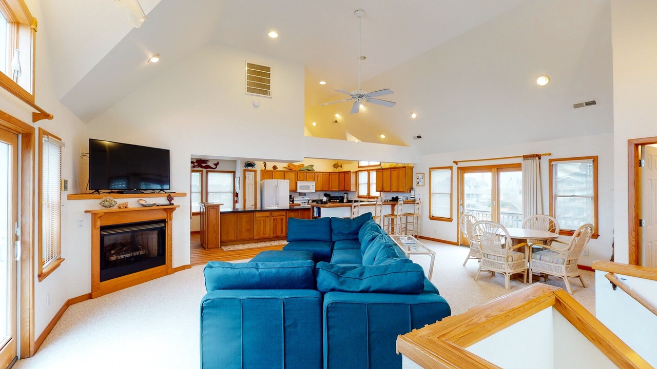 Photo of Livingroom in Waves