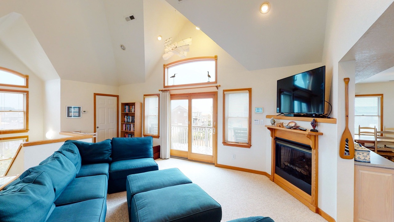 Photo of Livingroom in Waves