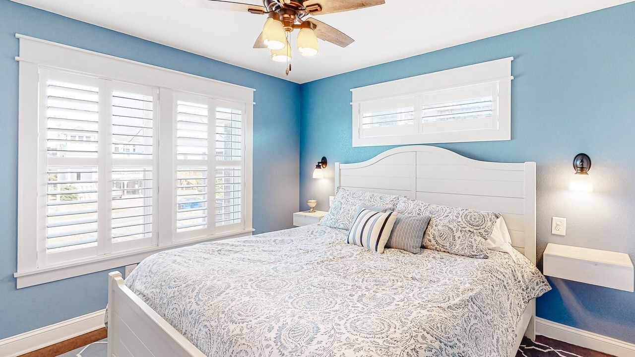 Photo of Bedroom in Ocean Isle Estates