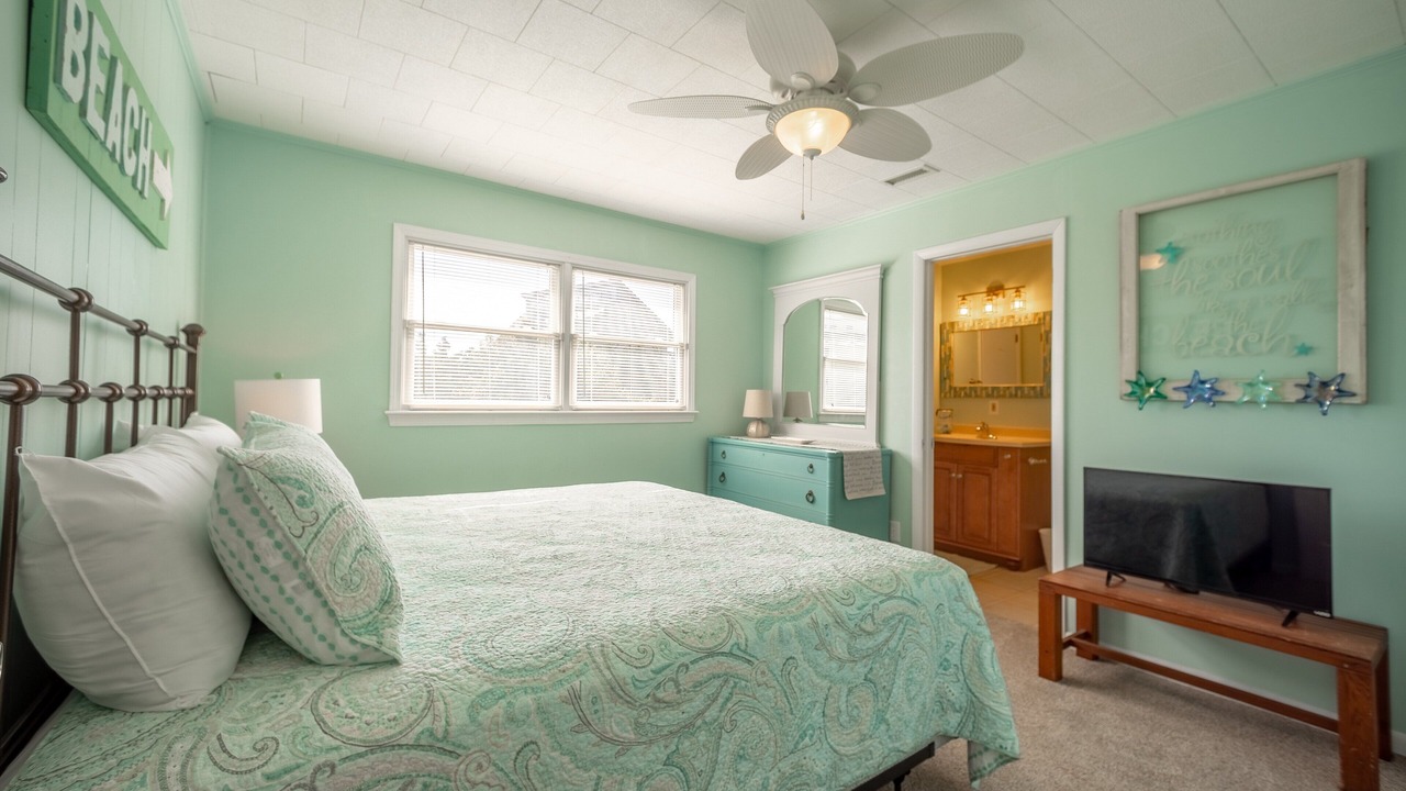 Photo of Bedroom in Ocean Isle Estates
