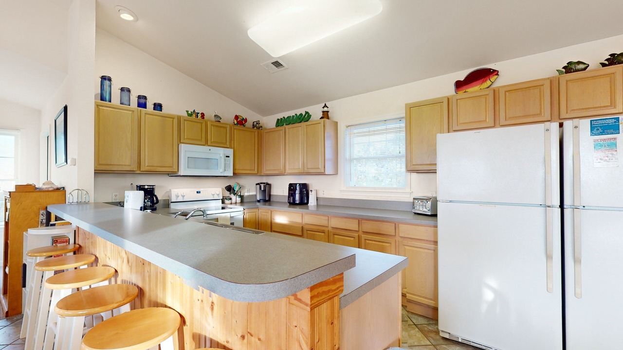 Photo of Kitchen in Waves