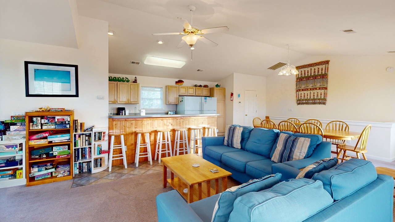 Photo of Livingroom in Waves