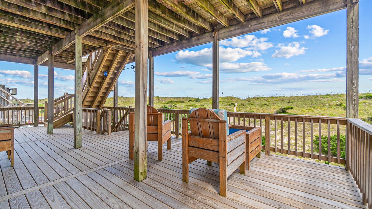 Photo of Patio Balcony in Waves