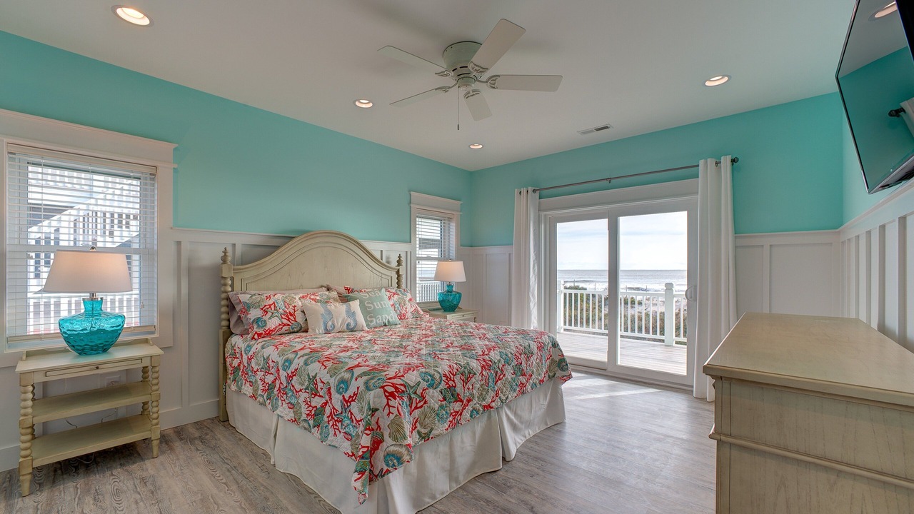Photo of Bedroom in Avon
