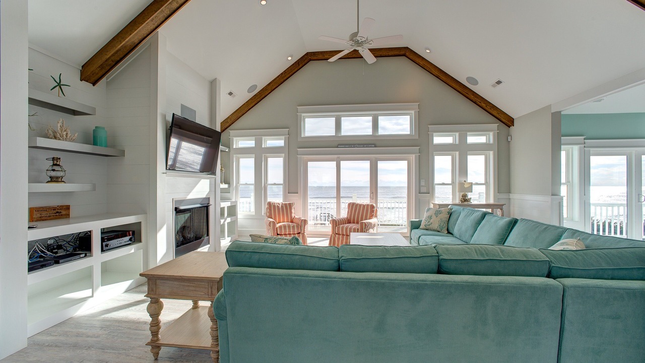 Photo of Livingroom in Avon