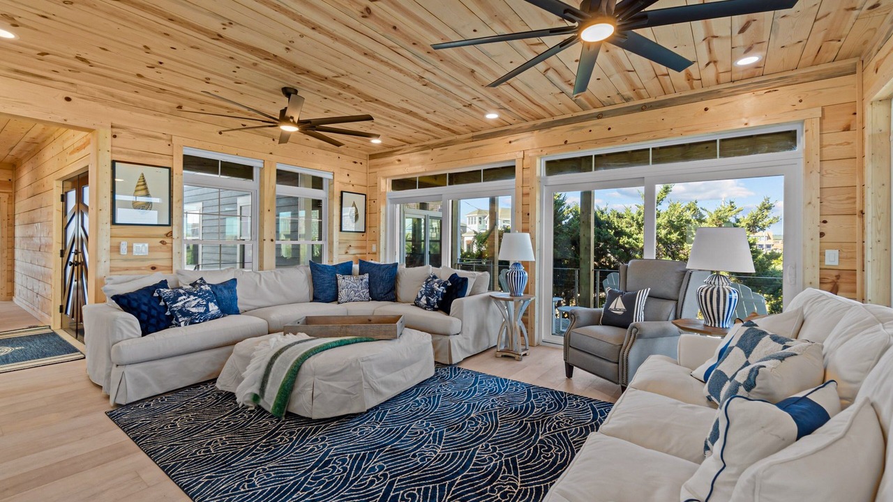 Photo of Livingroom in Ocean Isle Estates