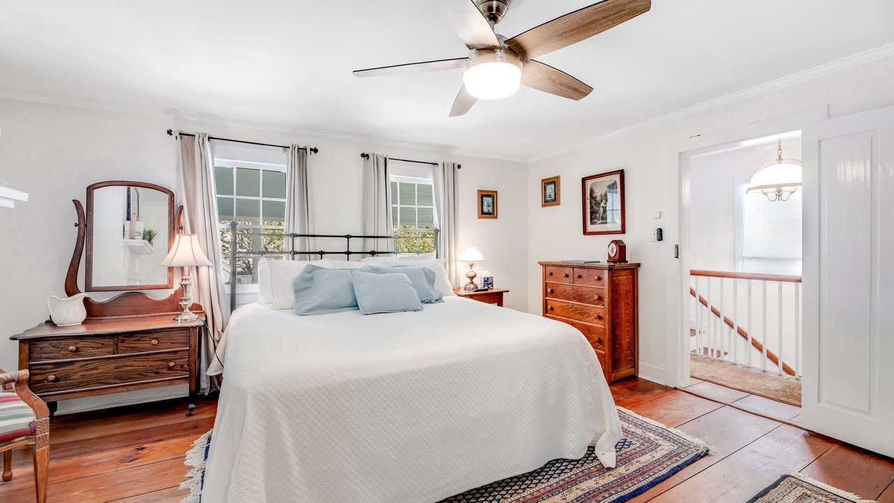 Photo of Bedroom in Morehead City