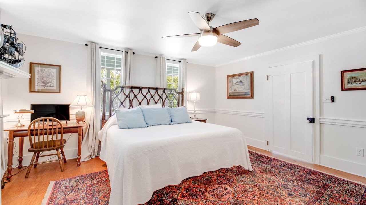 Photo of Bedroom in Morehead City