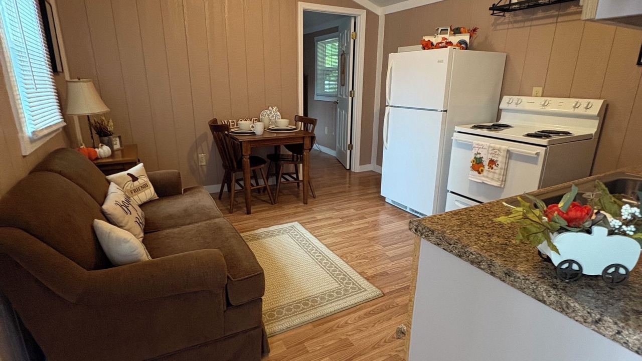 Photo of Livingroom in Jumping Branch