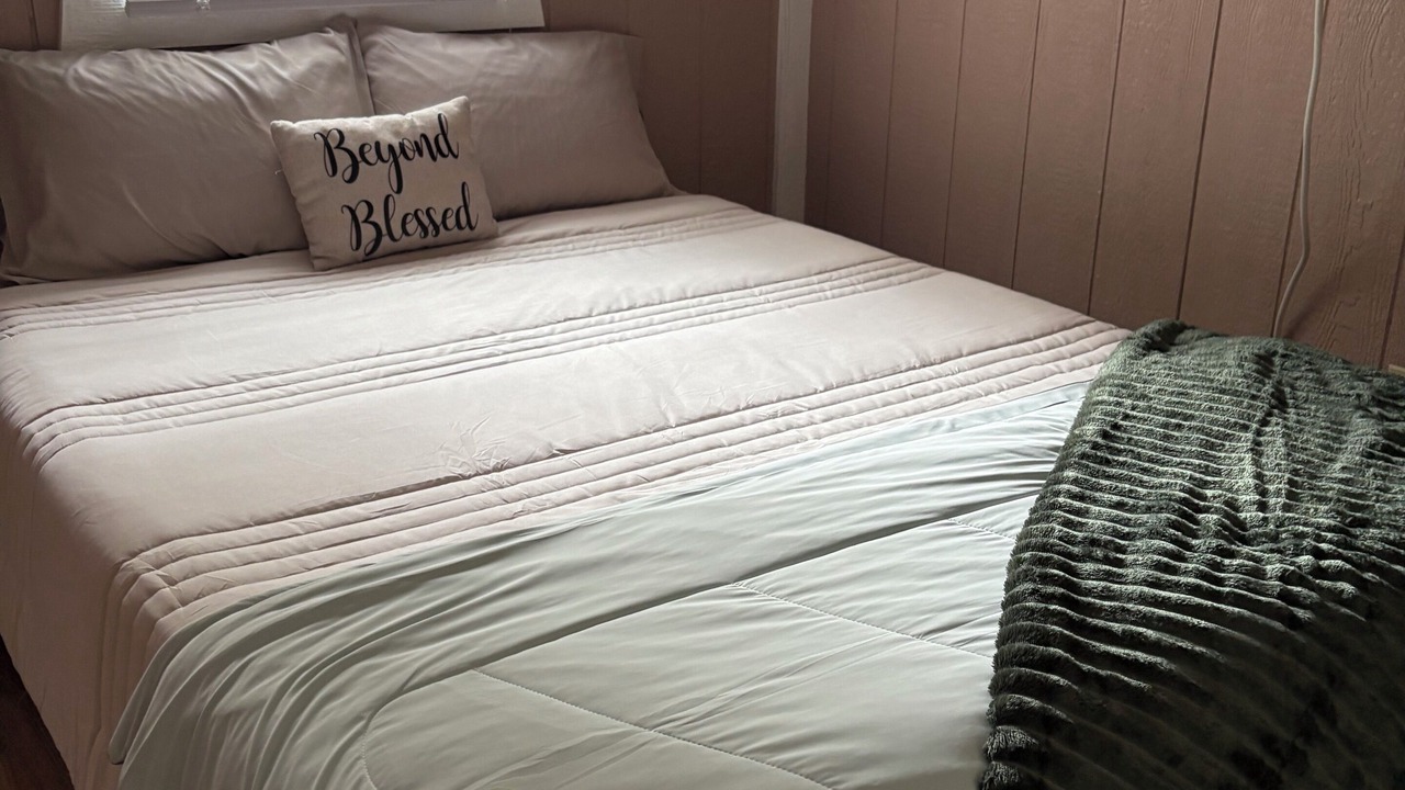 Photo of Bedroom in Jumping Branch