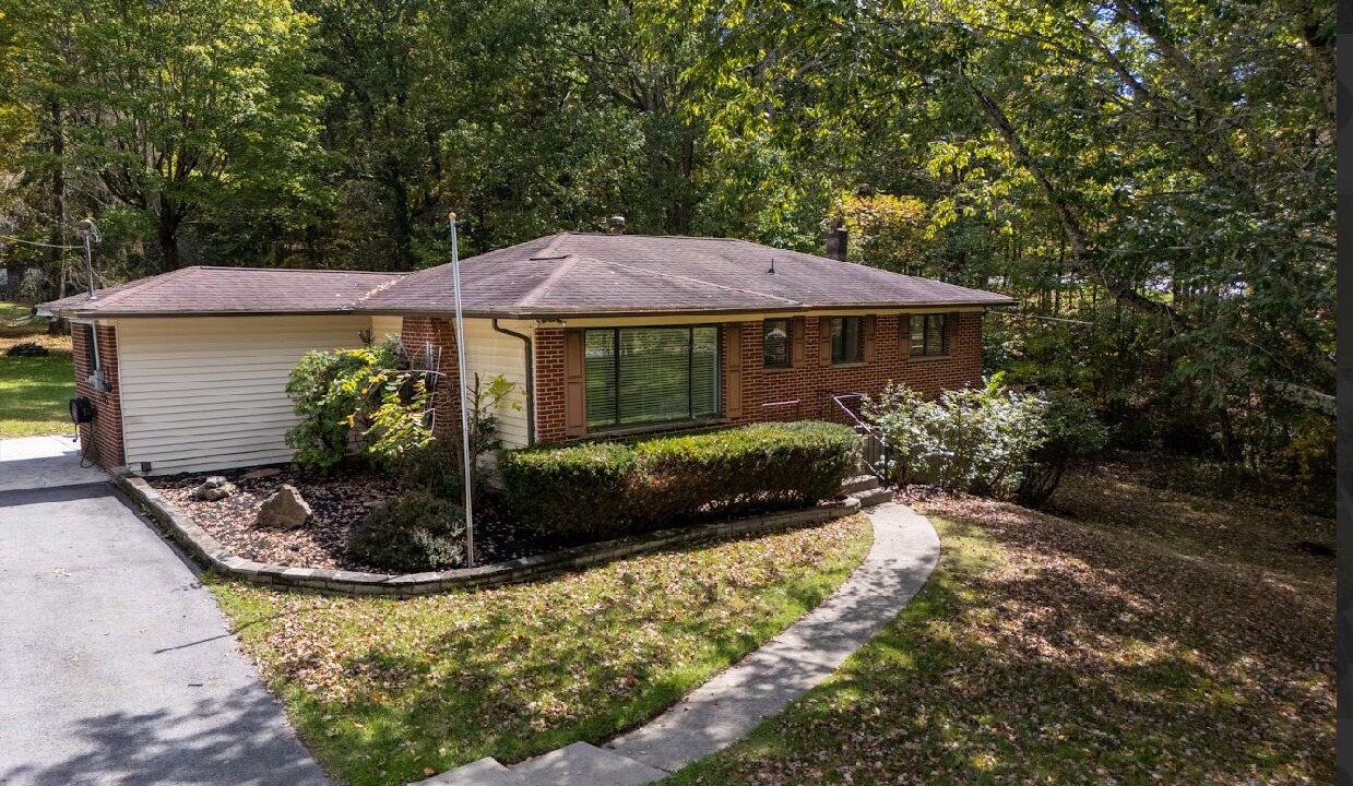 Photo of Outdoor in White Oak