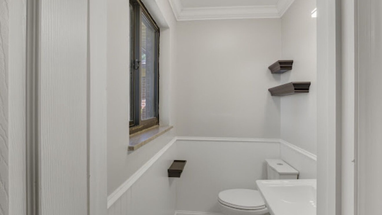 Photo of Bathroom in White Oak