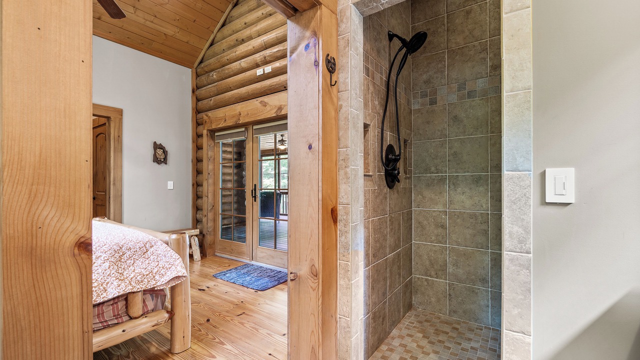 Photo of Bedroom in Pikeville