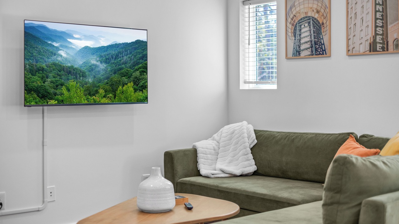 Photo of Livingroom in Knoxville