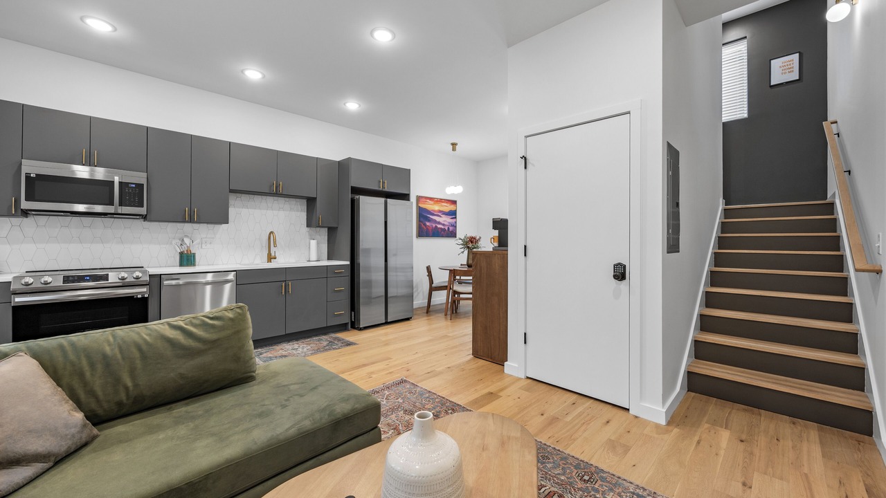 Photo of Livingroom in Knoxville