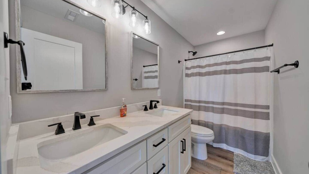 Photo of Bathroom in Clarkson