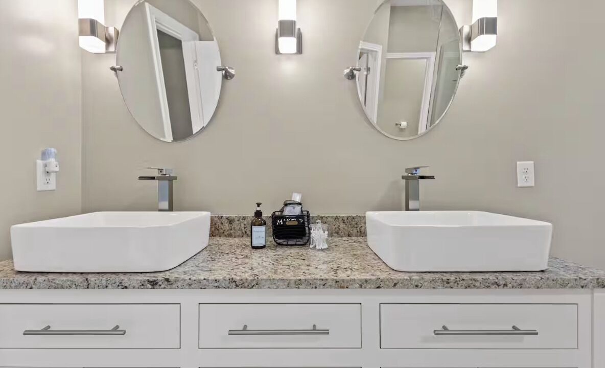 Photo of Bathroom in Stanton
