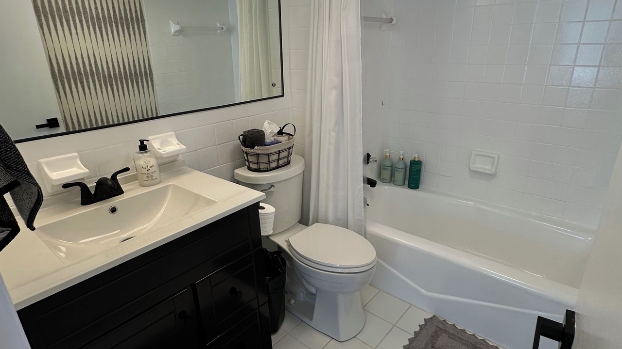 Photo of Bathroom in Downtown Knoxville