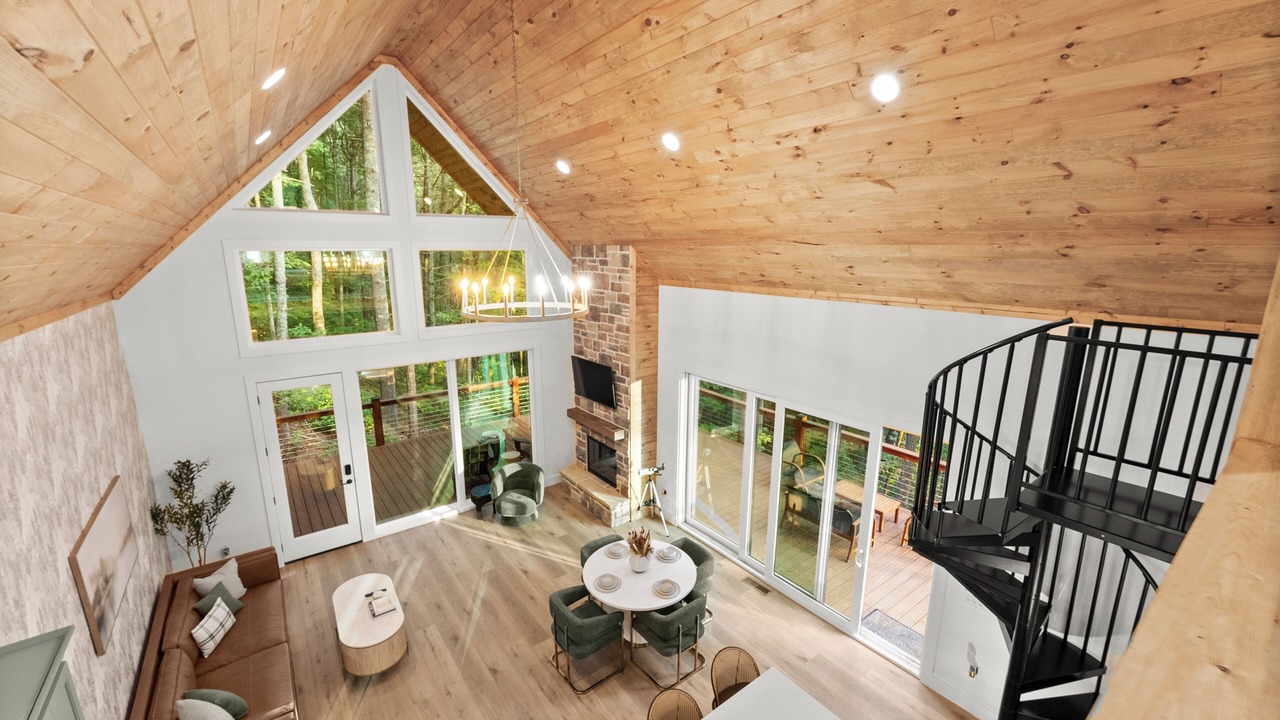 Photo of Livingroom in Cleveland