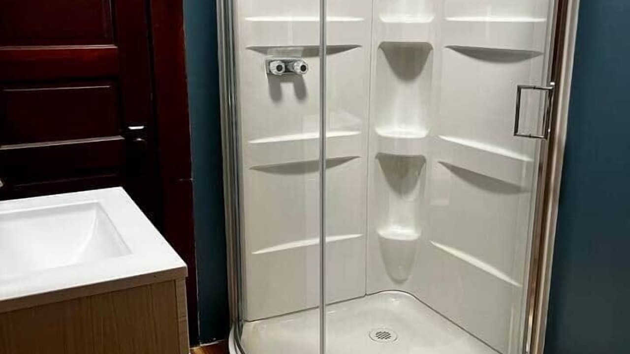 Photo of Bathroom in Meadow Bridge