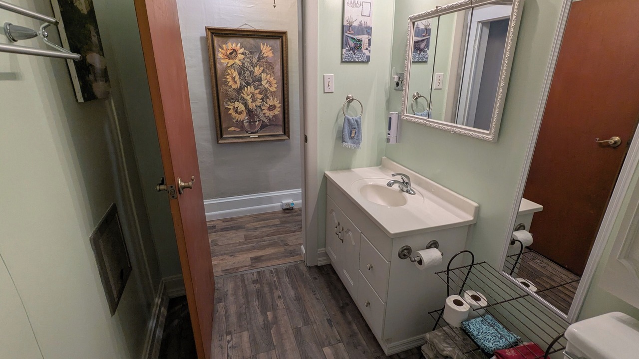 Photo of Bathroom in Hemphill