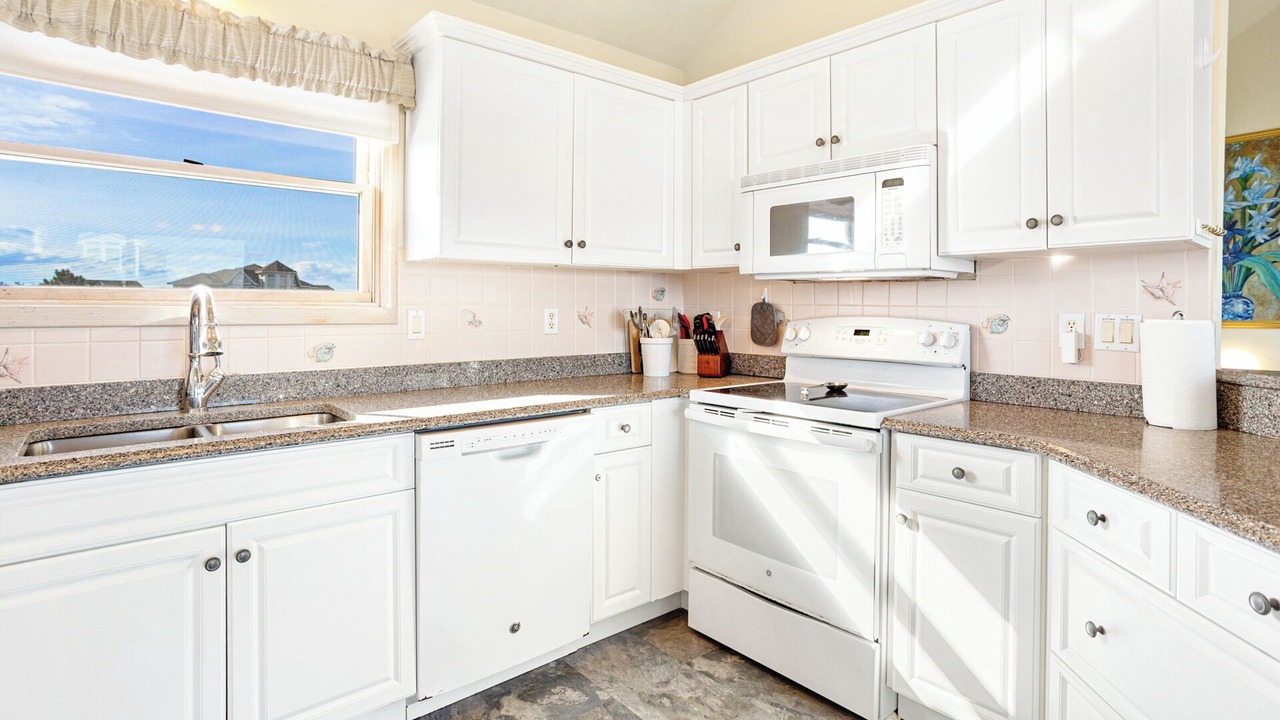 Photo of Others in Whalehead Beach