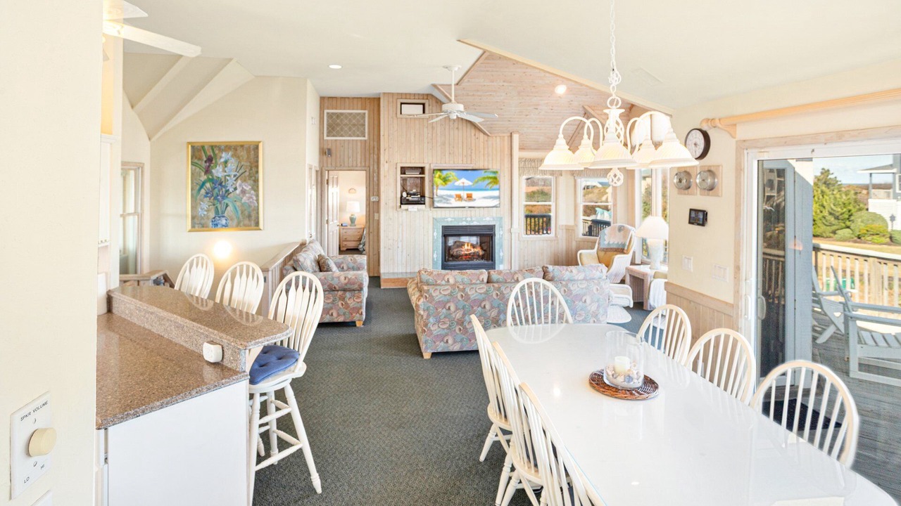 Photo of Others in Whalehead Beach