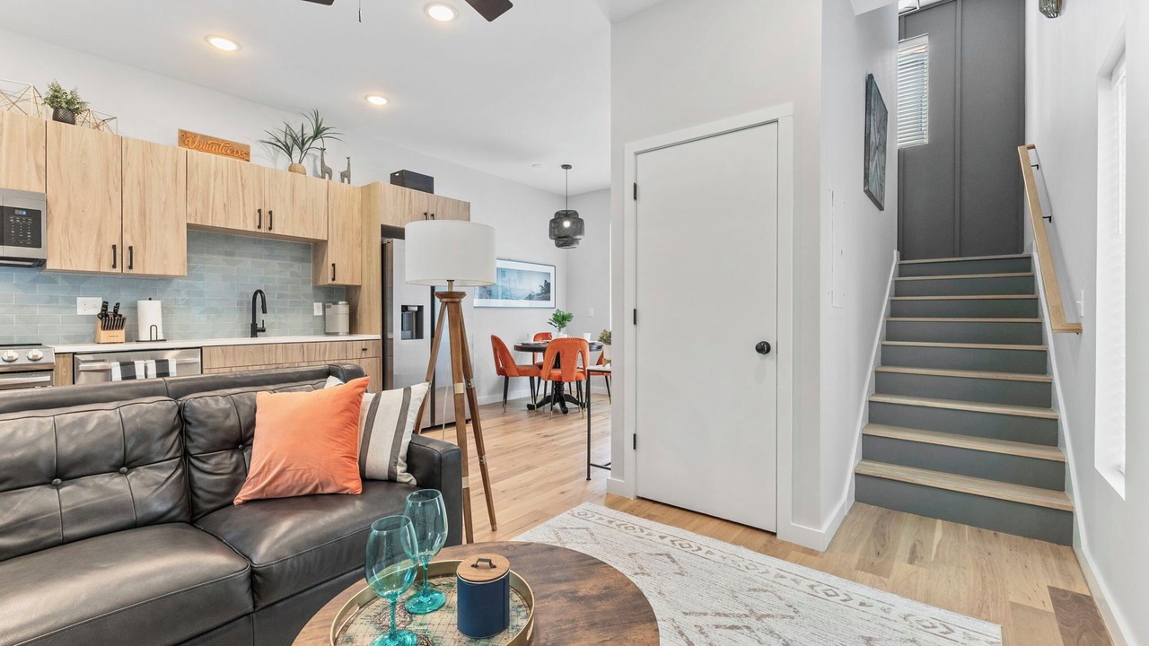 Photo of Livingroom in Knoxville