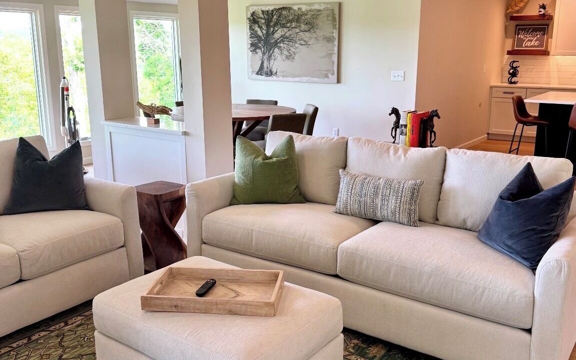 Photo of Livingroom in Bronston