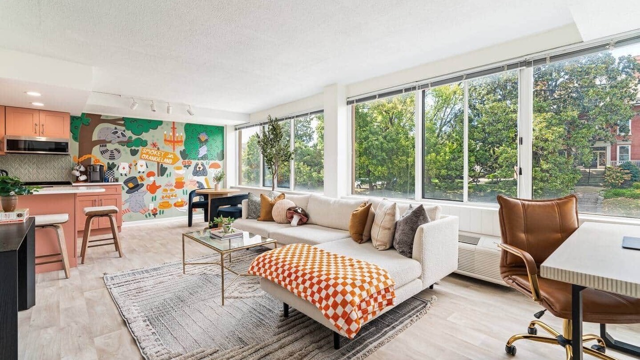 Photo of Livingroom in Downtown Knoxville