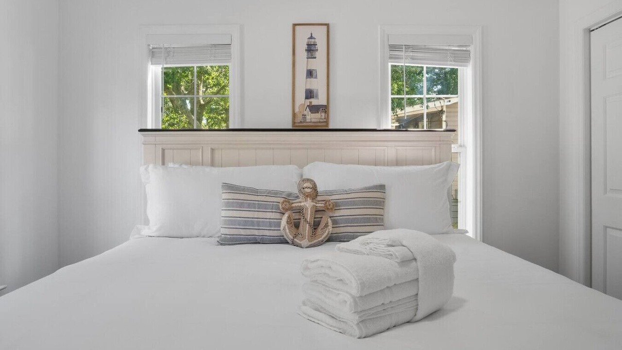 Photo of Bedroom in Minnesott Beach