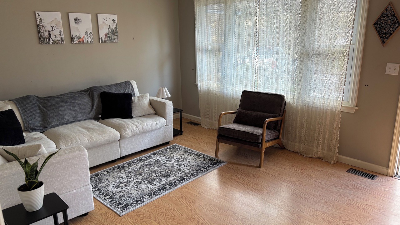 Photo of Livingroom in Mills River