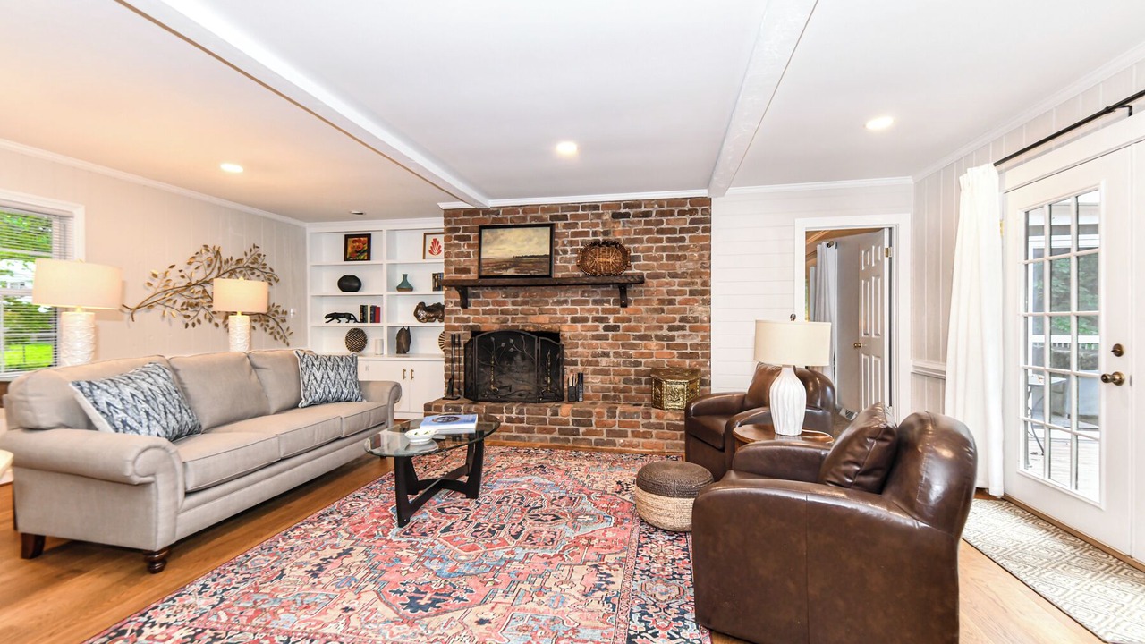 Photo of Livingroom in Greensboro