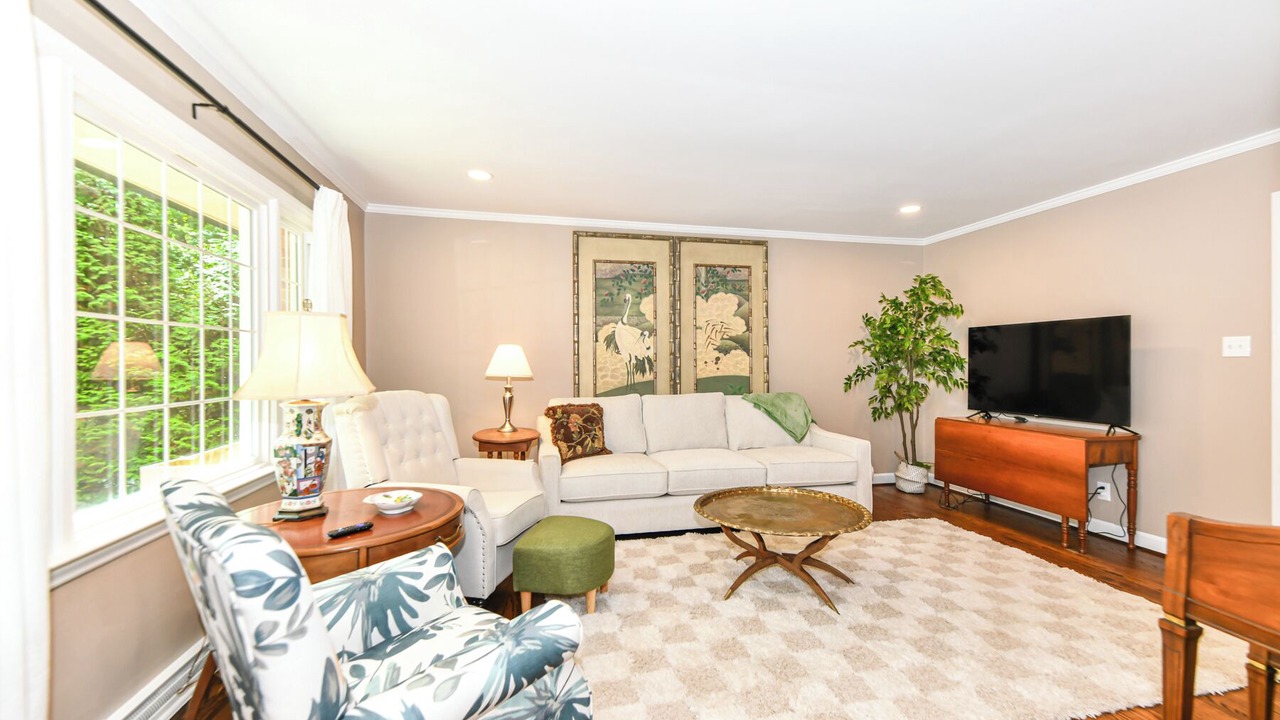 Photo of Livingroom in Greensboro