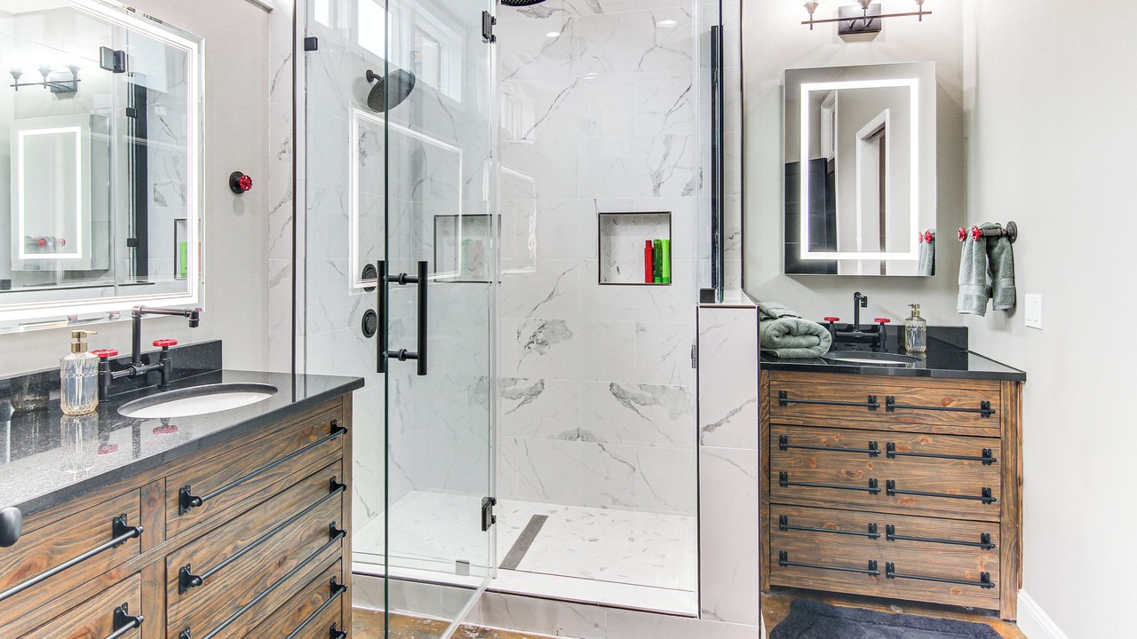 Photo of Bathroom in Hendersonville