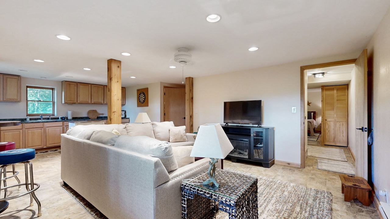 Photo of Livingroom in Waynesville