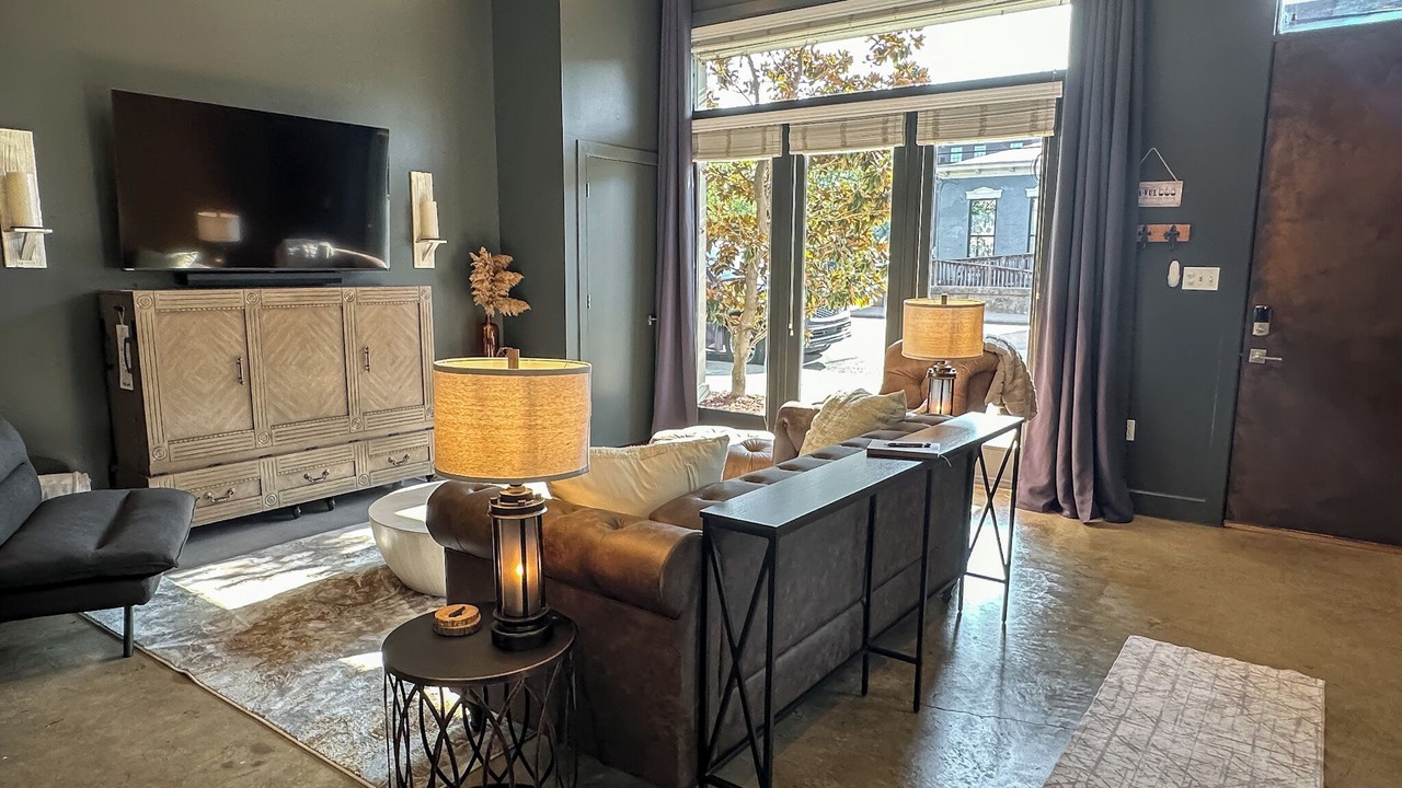 Photo of Livingroom in Downtown Louisville