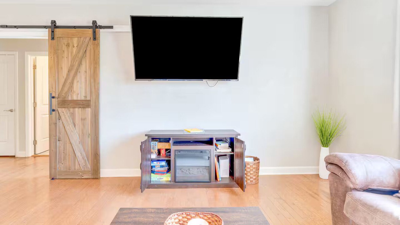 Photo of Livingroom in Trenton