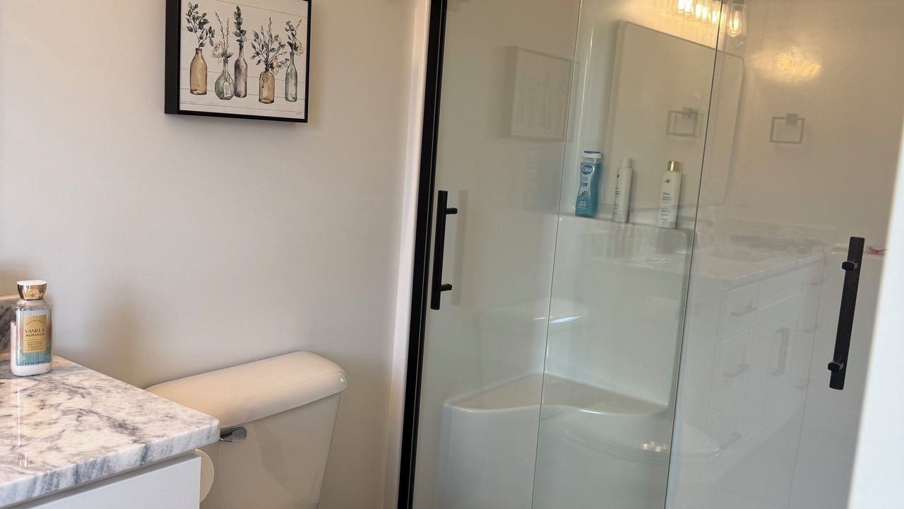 Photo of Bathroom in La Follette