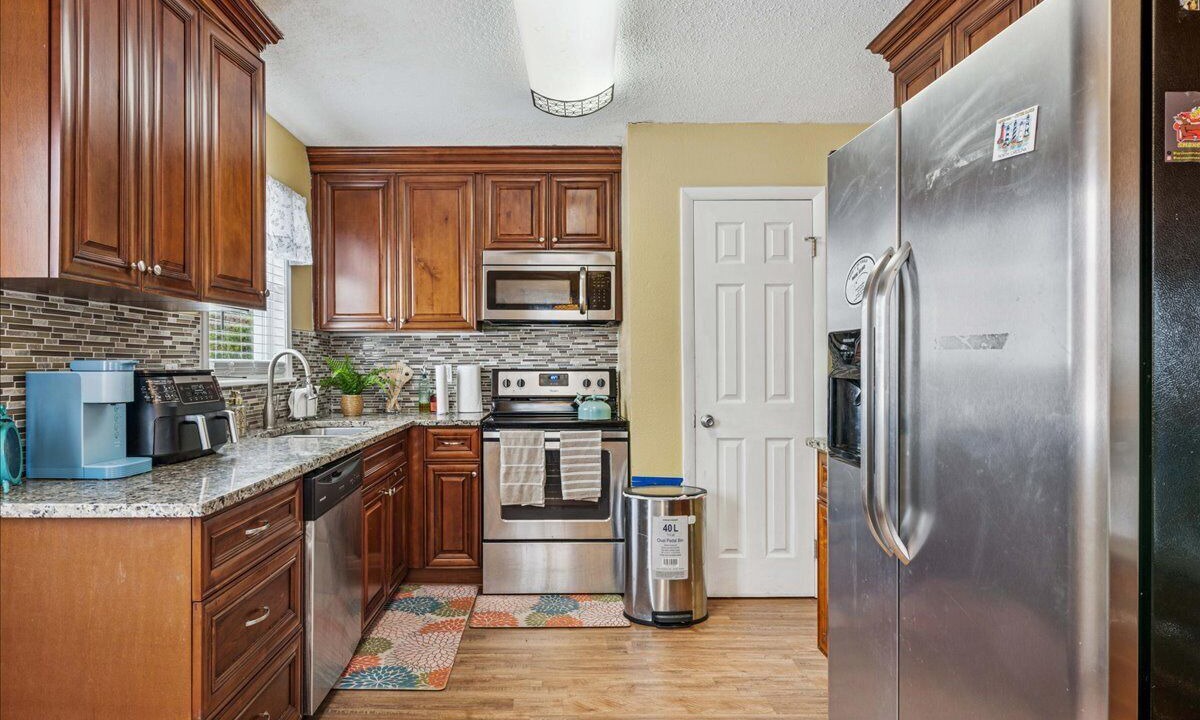Photo of Kitchen in Buckroe Beach