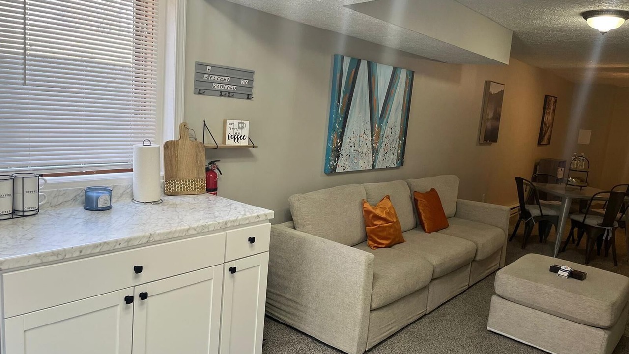 Photo of Livingroom in Radford