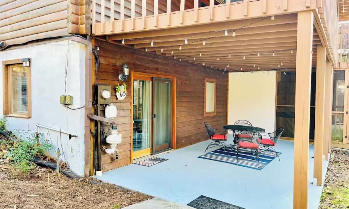 Photo of Outdoor in Radford
