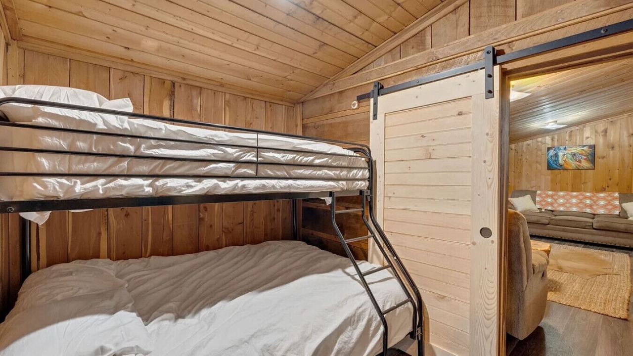 Photo of Bedroom in Jamestown