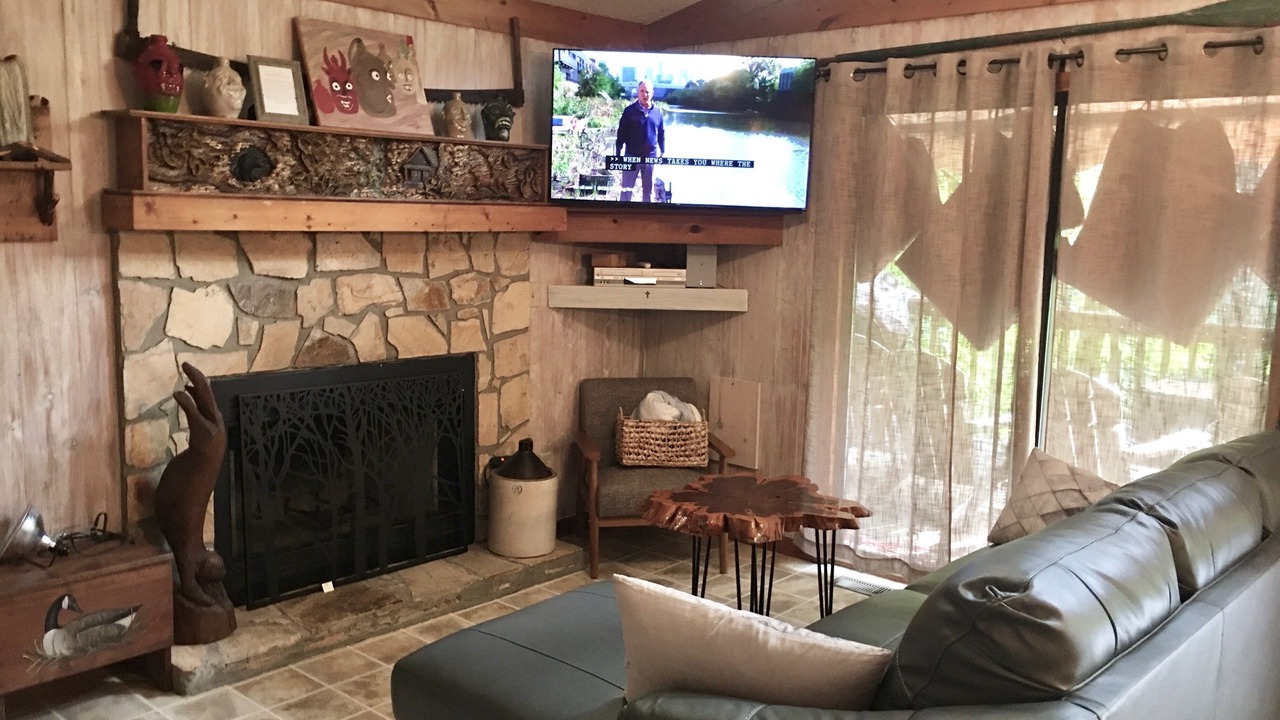 Photo of Livingroom in Almond
