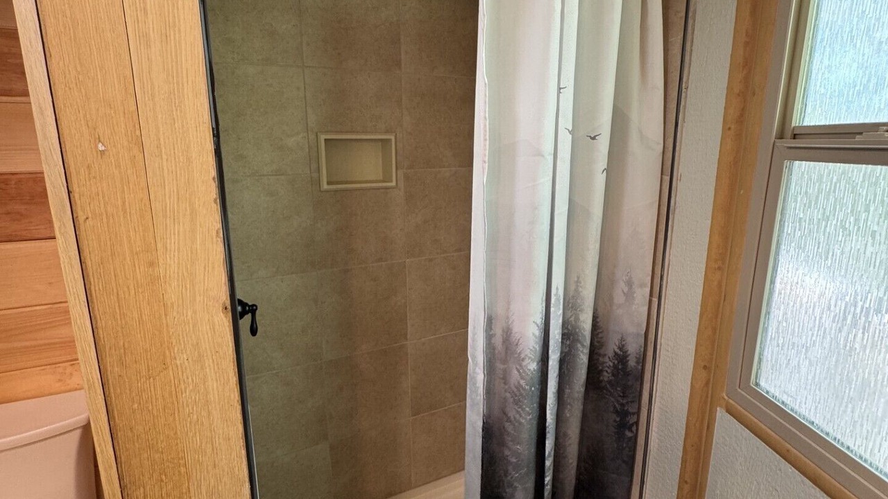 Photo of Bathroom in Walland