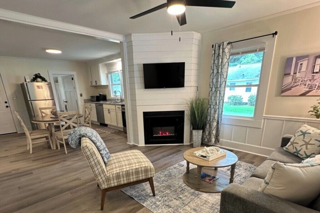 Photo of Livingroom in Myrtle Grove