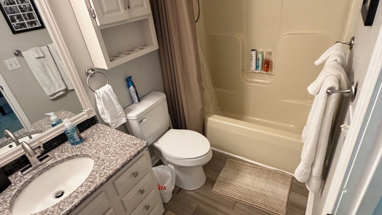 Photo of Bathroom in Shepherdsville