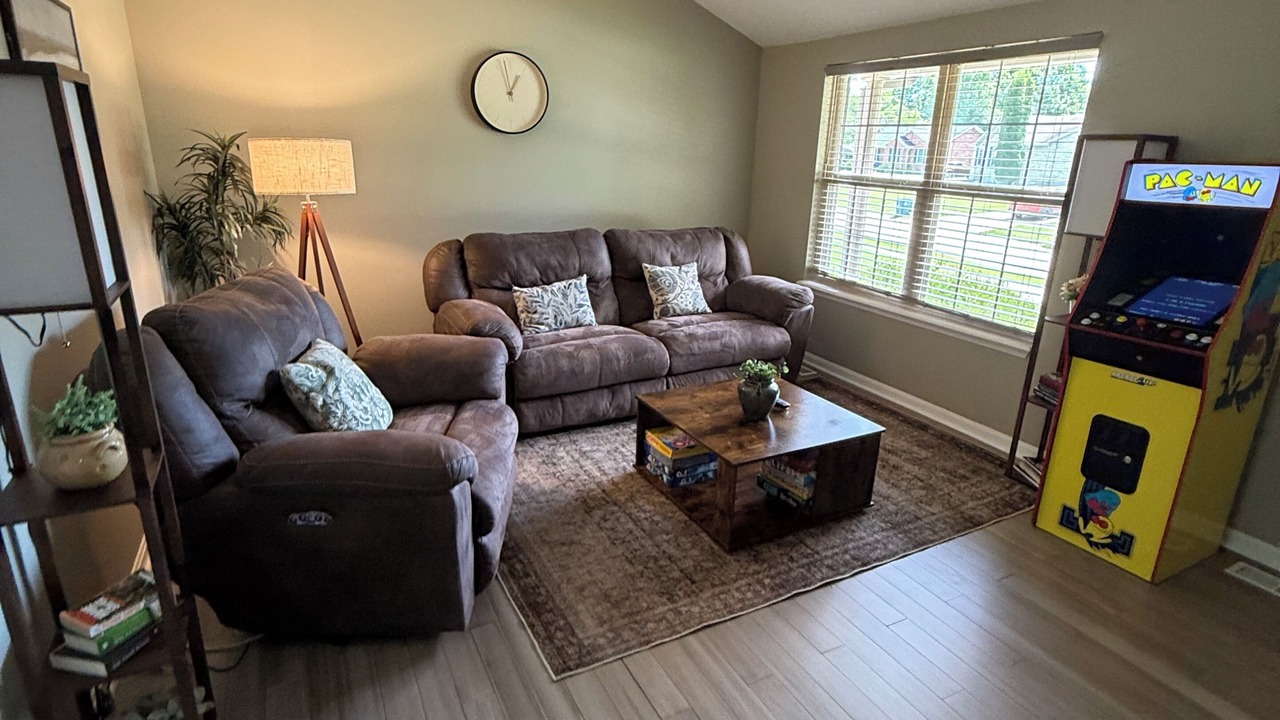 Photo of Livingroom in Shepherdsville